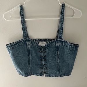 social tourist by Hollister Jean lace up top size medium never worn!